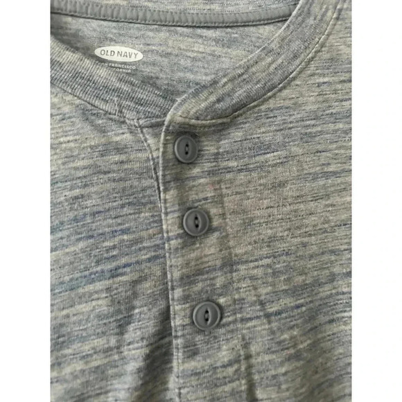 Old Navy Men’s size Small Long sleeve Top - Picture 3 of 6